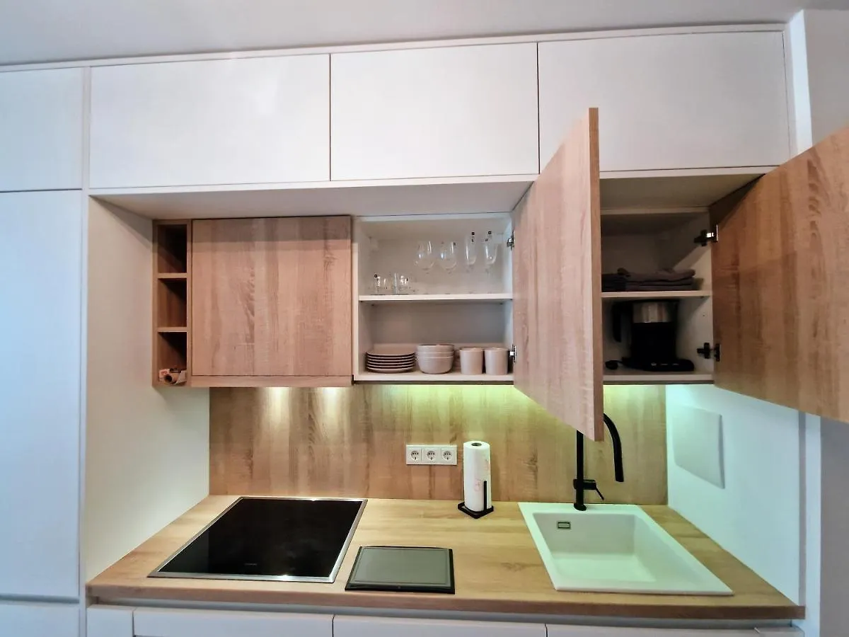 Traumhaftes Apartment Mit Balkon München